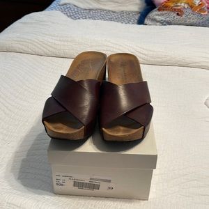 Lola Sabbia for Eric Michael. Harmony Brown Size 39